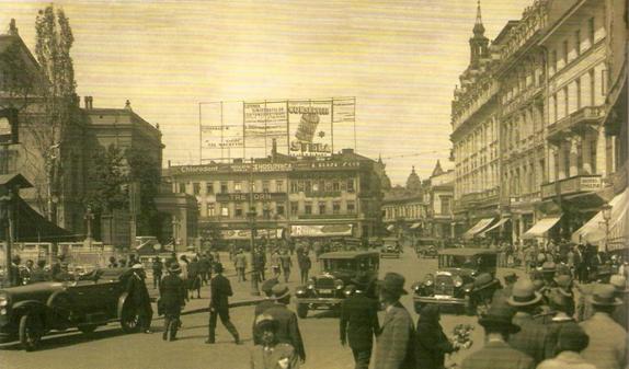 9.Restaurantul Elysee la parterul casei Torok