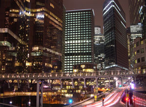 La Dfense, Paris este principalul centru al economiei franceze.