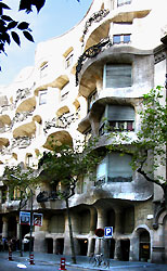 Casa Mil� zvan� 'La Pedrera'